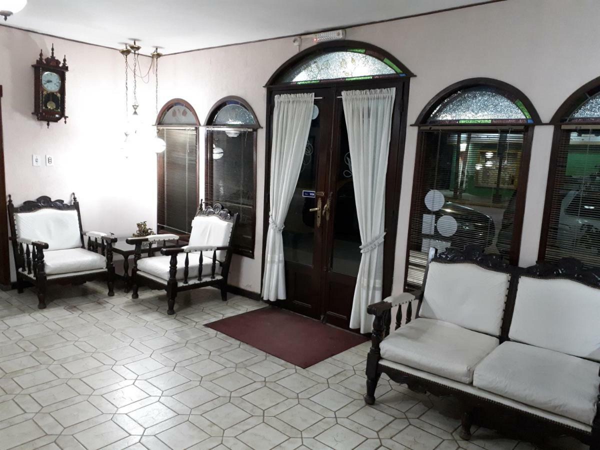 Hotel Alcazar Villa María Dış mekan fotoğraf